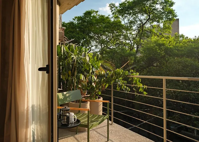 Par 404 Apartment *